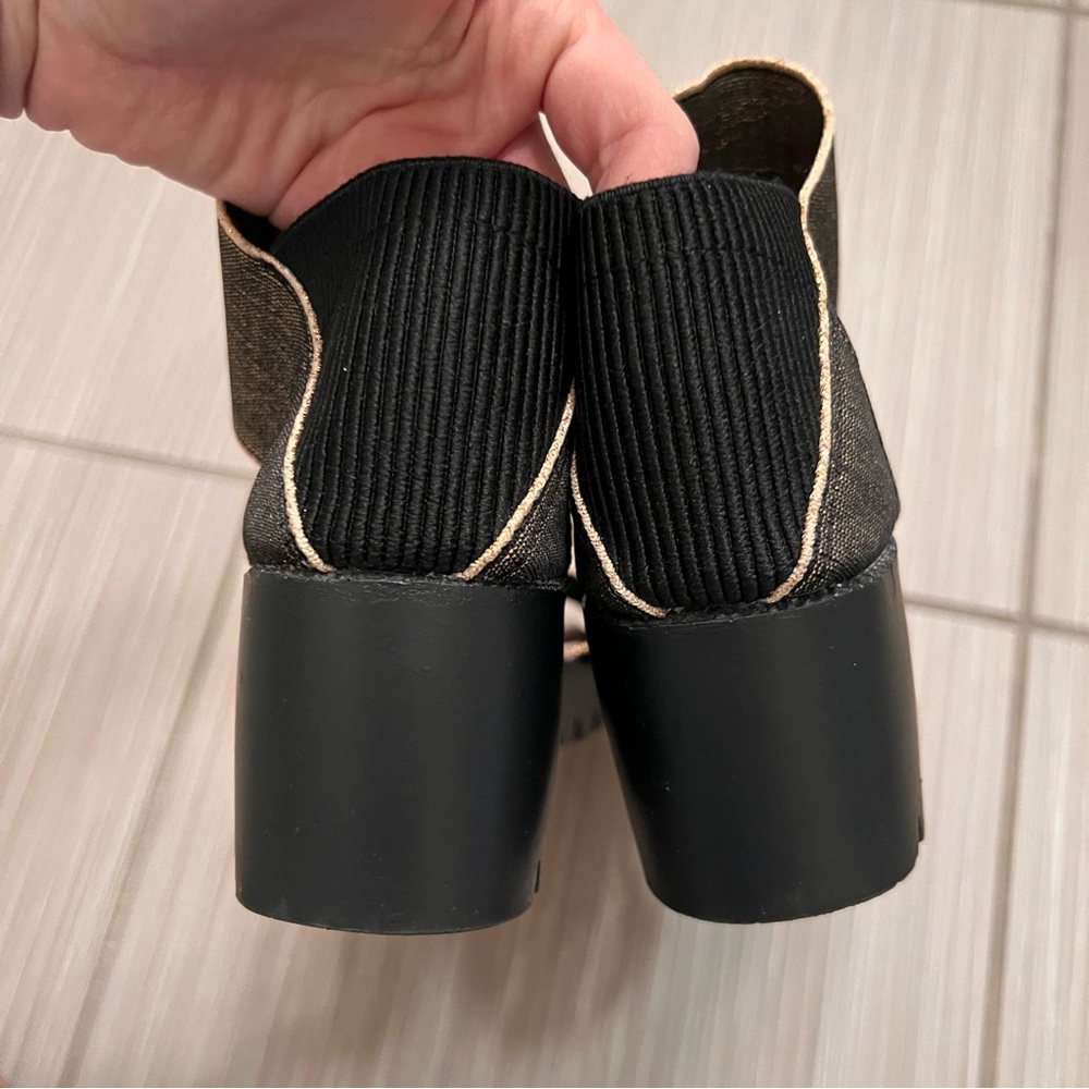 Charleston Shoe Company Monterey Gold Metallic Sandals comfortable comfy block - Picture 8 of 11
